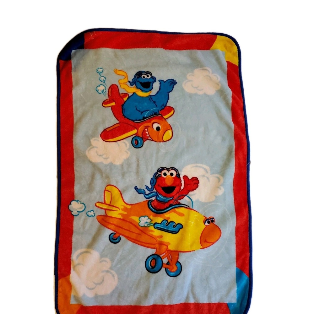 Sesame Street‎ Elmo & Cookie Monster Fleece Babt Blanket Flying Airplanes Pilot